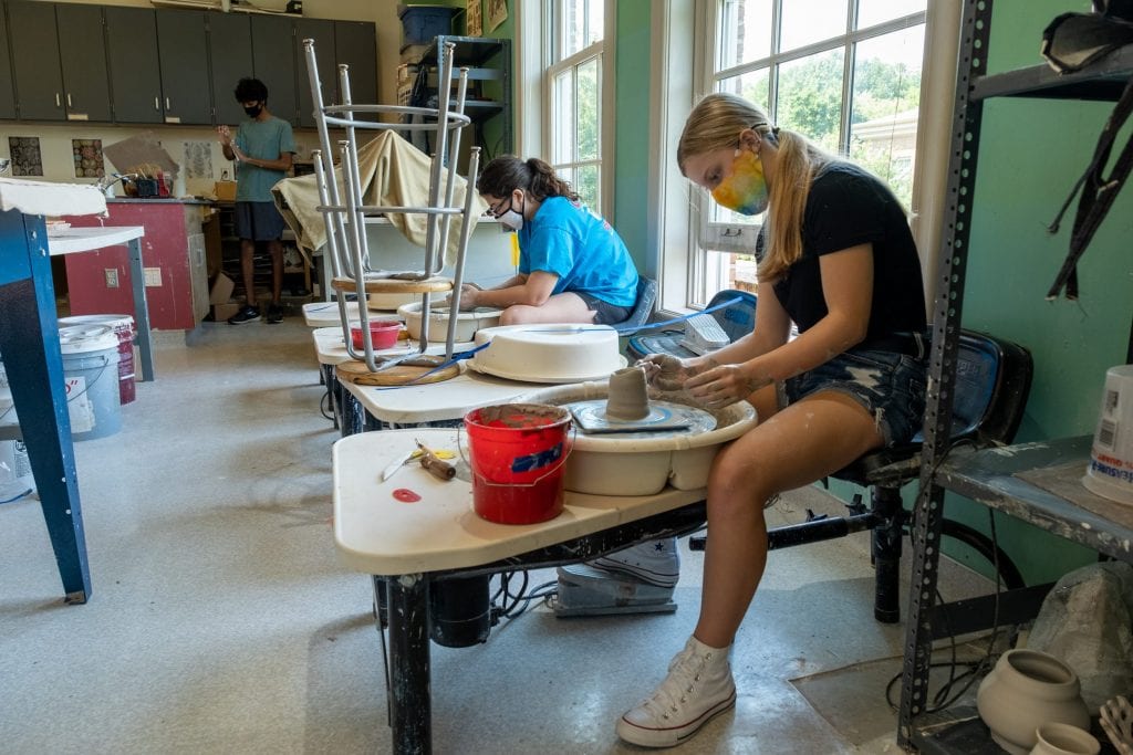 Upper School ceramics students